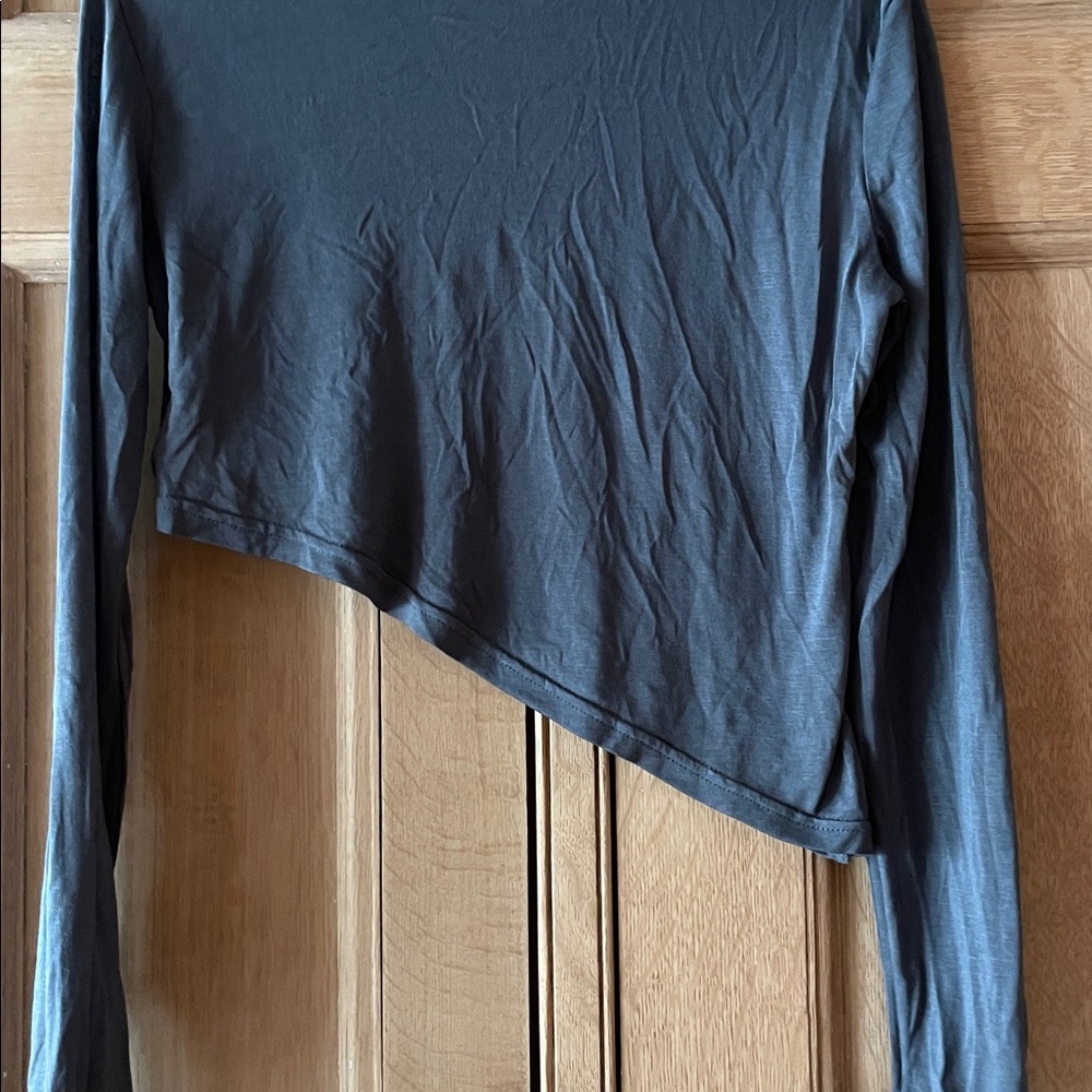 NWT Asymmetrical Gray Edikted Top, Size S - Picture 5 of 5